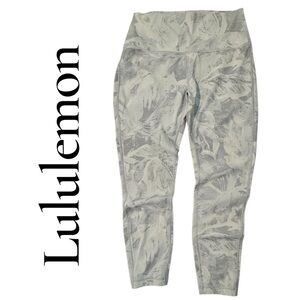 Lululemon Cropped Leggings Gray White Floral High Rise Yoga Size 6